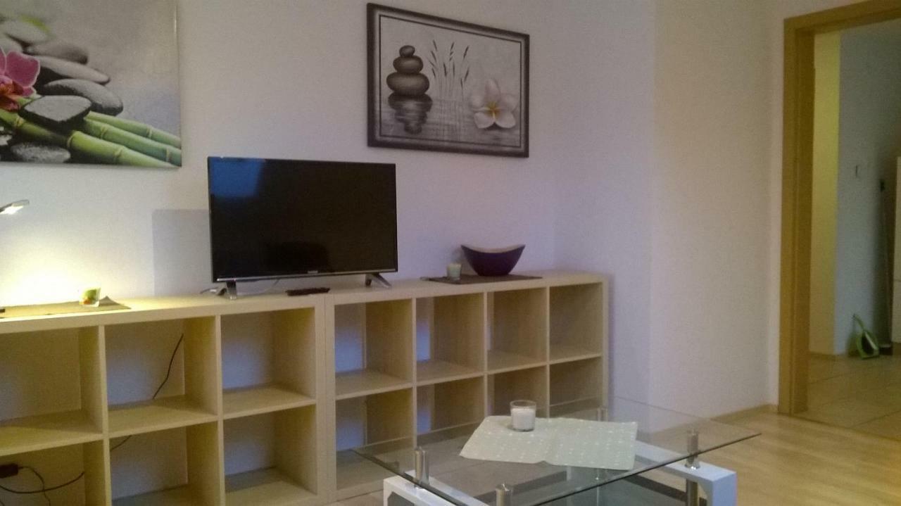 Sarah Klein Aber Fein Apartment